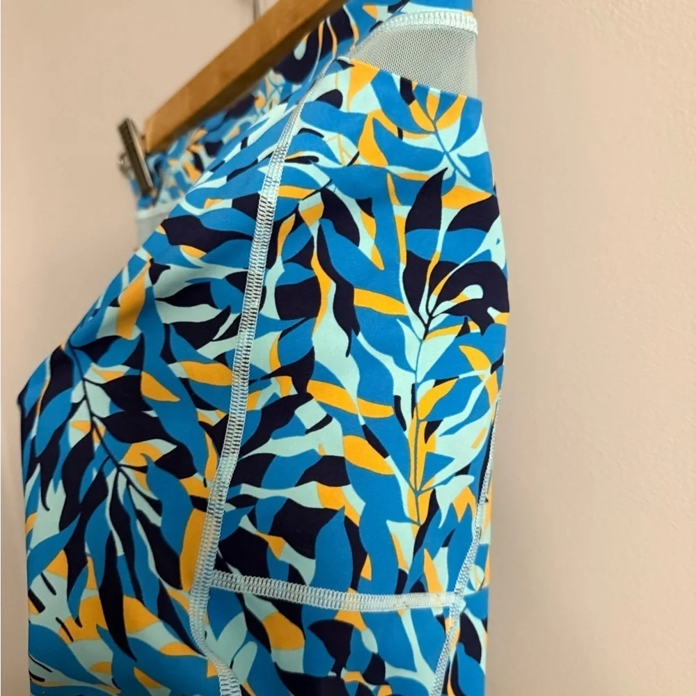 Offline by Aerie High-Rise Printed Bike Shorts – Women’s Small